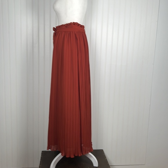 Size 2X | Ashley Stewart| pleated skirt - Picture 10 of 14